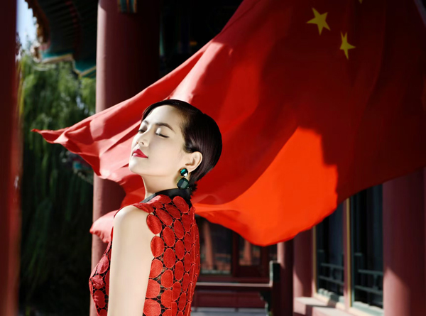 斯琴高丽国庆献礼 新歌《敦煌情》唱出祖国繁荣昌盛美好夙愿 (3).jpg